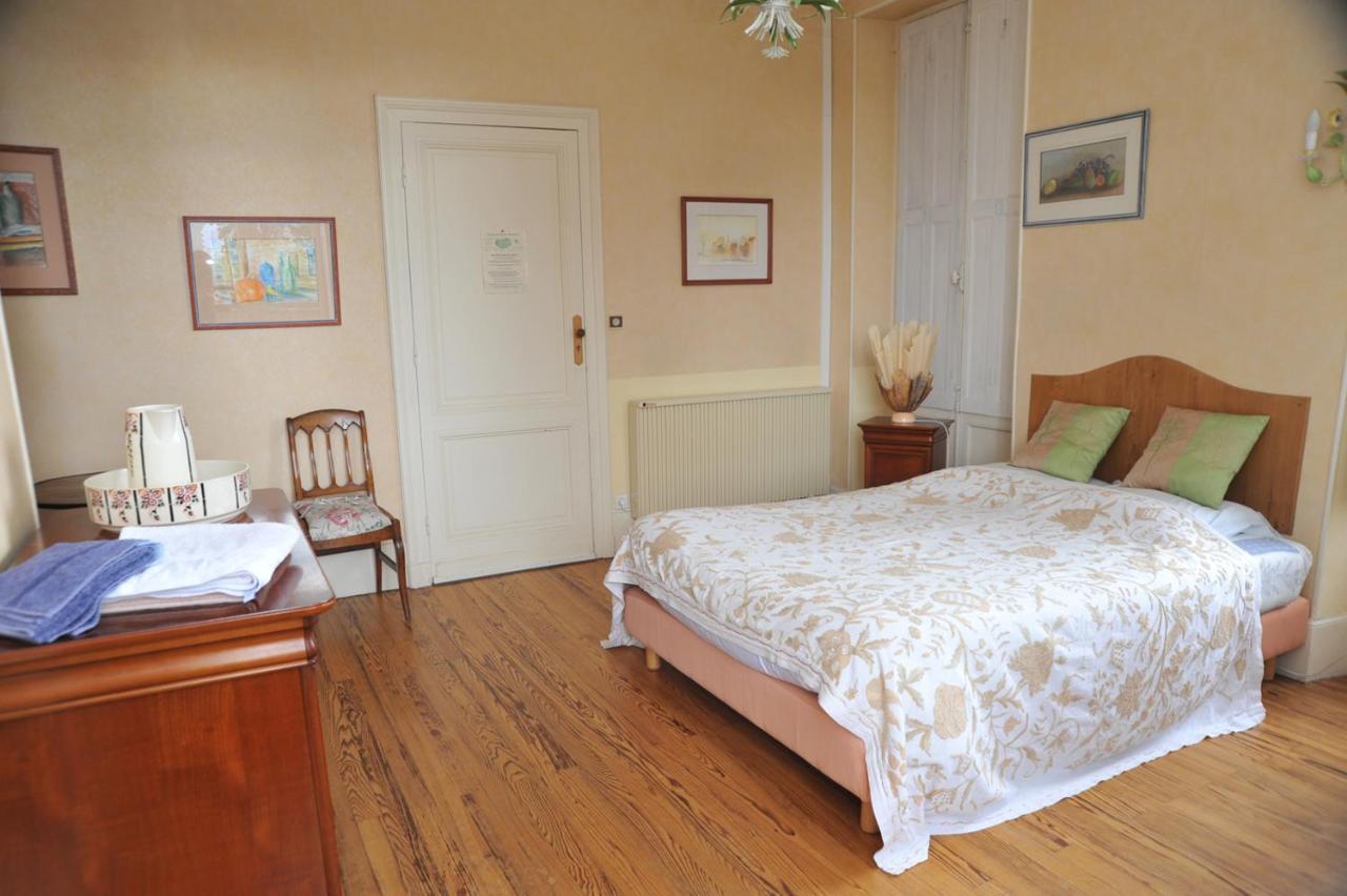 Chambres & Studios Chateau Saint Vincent Bazas Eksteriør billede