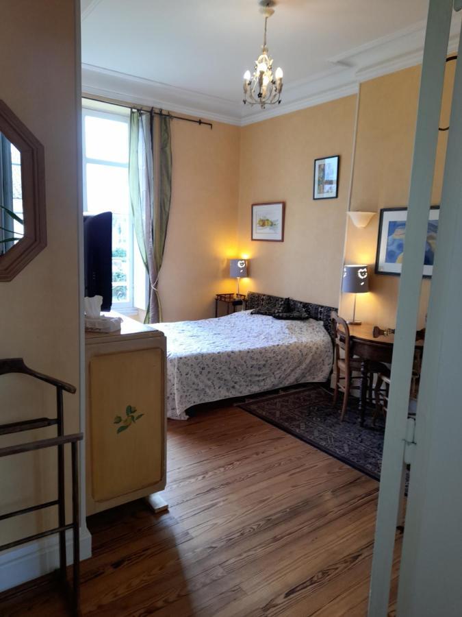 Chambres & Studios Chateau Saint Vincent Bazas Eksteriør billede