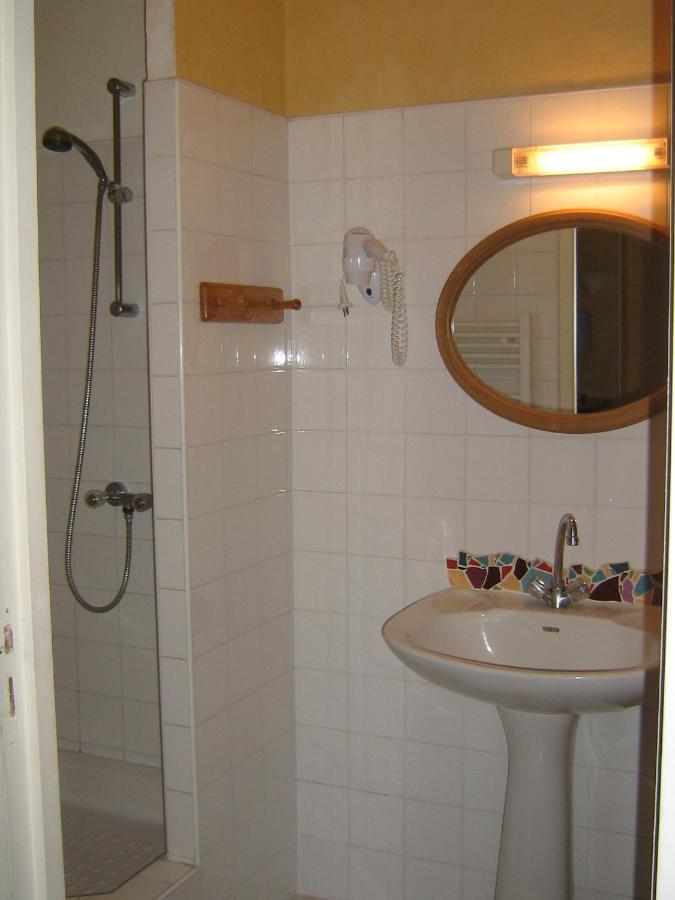 Chambres & Studios Chateau Saint Vincent Bazas Værelse billede